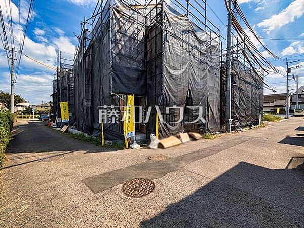 接道状況および現場風景　【西東京市中町6丁目】建物のプレゼンをさせていただきますので、実際の完成イメージを思い描いていただくことができます。お気軽にお問合せ下さい。