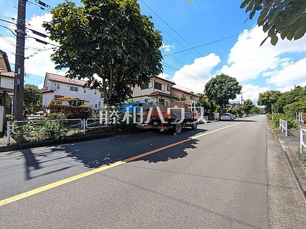 接道状況および現場風景　【八王子市北野台2丁目】