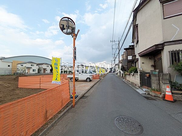 接道状況および現場風景　【新座市野寺5丁目】