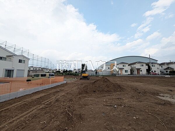 現場風景　当社が提携している信頼できる建築会社のご紹介も可能です！注文住宅を建てたいけど、まだ建築会社が決まっていない方などお気軽にご相談下さい。【新座市野寺5丁目】
