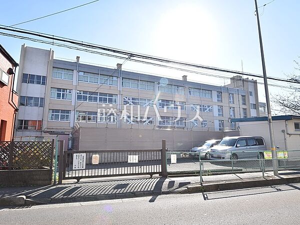 新座市立野寺小学校 (500m)