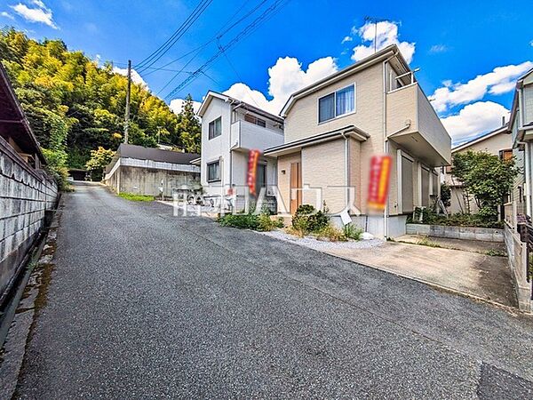 接道状況および現場風景　【八王子市館町】