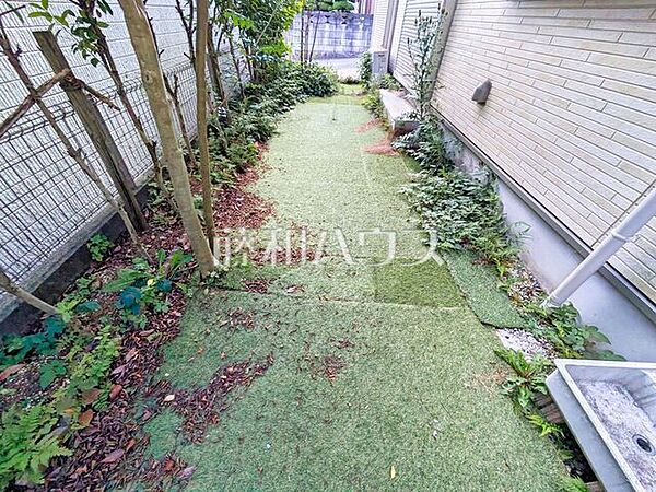 庭　【八王子市館町】