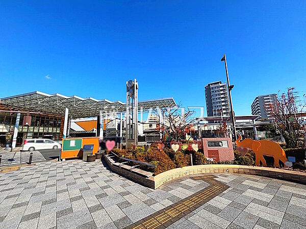 朝霞駅 (1110m)