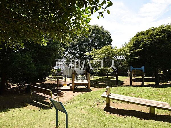 三鷹市立新川谷端児童公園 (490m)