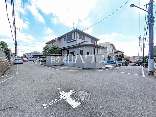 接道状況および現場風景　【八王子市南陽台1丁目】