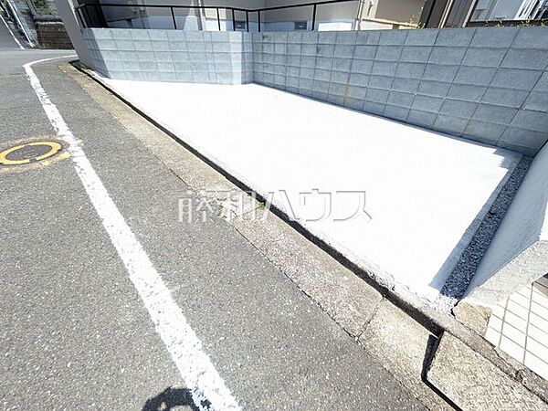 カースペース　【八王子市南陽台1丁目】