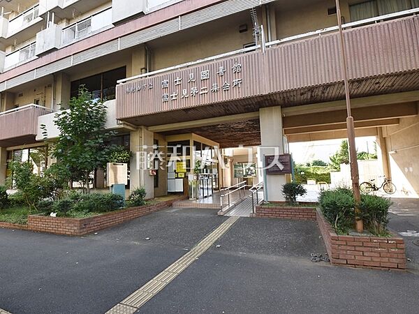 東村山市立富士見図書館 (390m)