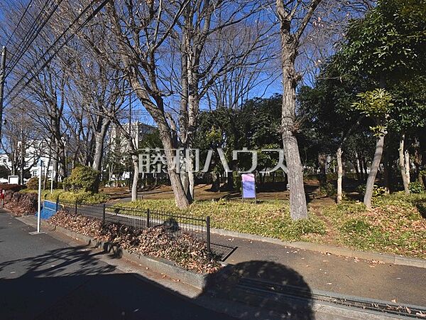 ひぐち橋公園 (960m)