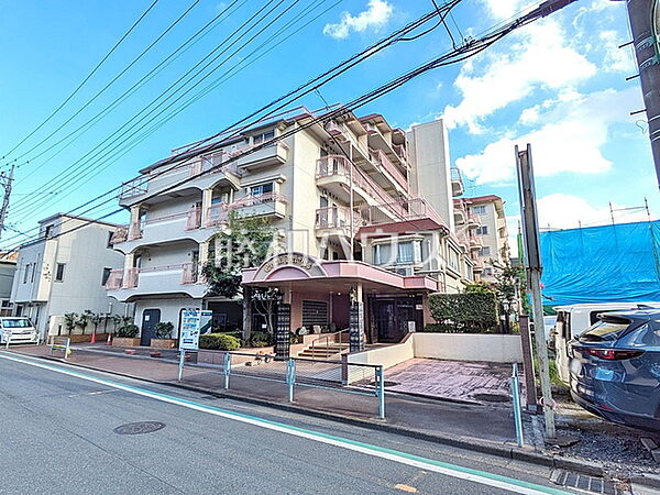 外観　【コーラルハイツ志木？】