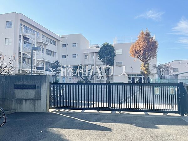 調布市立杉森小学校 (460m)