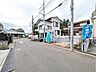 外観：接道状況および現場風景　運転、駐車が苦手な方にも嬉しい前面道路約5.4m！　【東村山市青葉町2丁目】