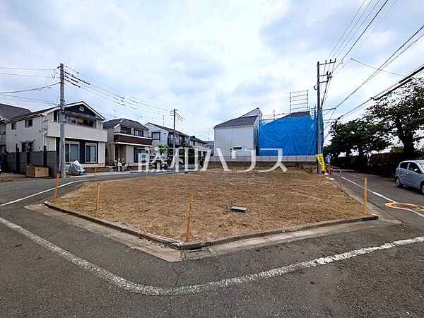 ≪現地写真≫見学はしたいけど、なかなか時間が取れない・・・そんな方に出勤前や仕事終わりにマイホームを見学できるサポートをいたします。　【府中市押立町5丁目】