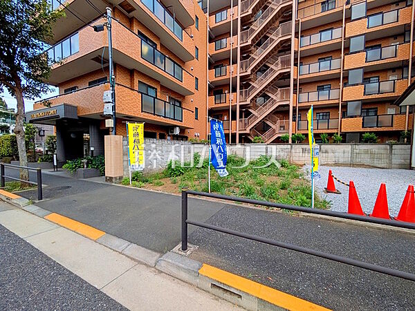 ≪現地写真≫建築条件はございませんので、ライフスタイルに合わせた自由なマイホームづくりが可能です。　【府中市美好町3丁目】