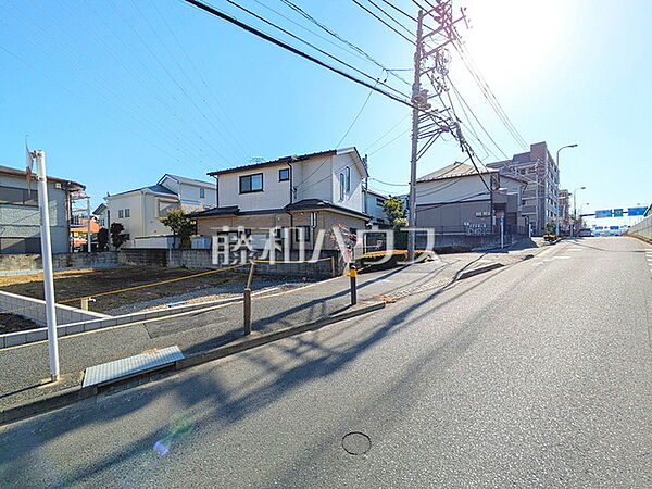 接道状況および現場風景　【日野市百草】