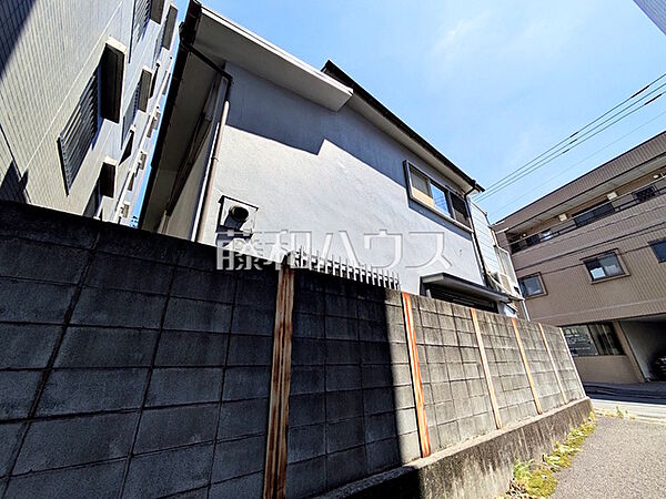 現地写真（現況：古屋あり）　【日野市日野本町3丁目】