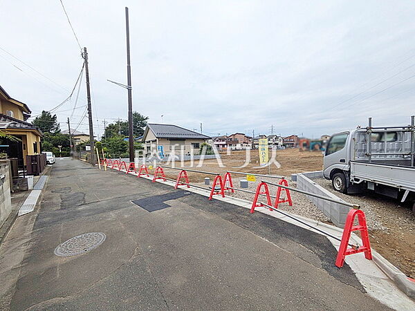 接道状況および現場風景　【東村山市恩多町5丁目】