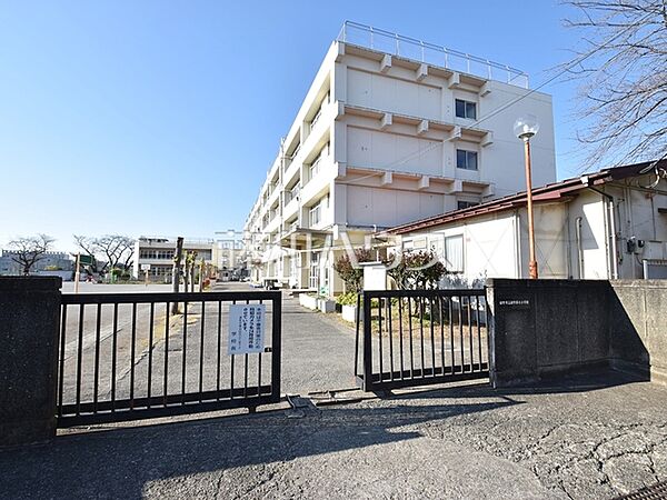 日野市立日野第七小学校 (490m)