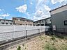 外観：接道状況および現場風景　【新座市野火止5丁目】 平日のご案内も可能です。まずはお気軽にお問合せ下さいませ。