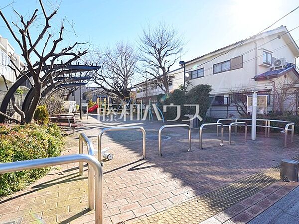 立野児童遊園 (460m)