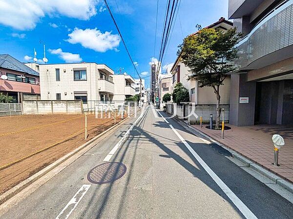 接道状況および現場風景　【西東京市ひばりが丘1丁目】