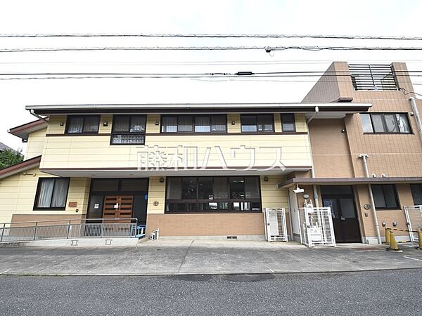自由学園幼児生活団幼稚園 (580m)