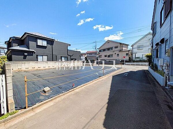 接道状況および現場風景　【東村山市恩多町1丁目】