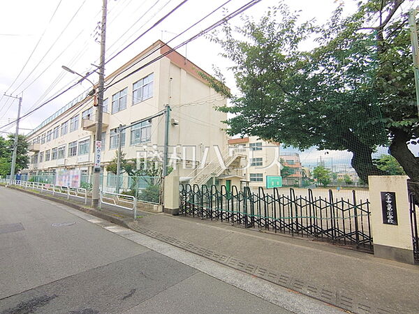 八王子市立第二小学校 (490m)