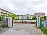 周辺：富士見市立諏訪小学校 (880m)