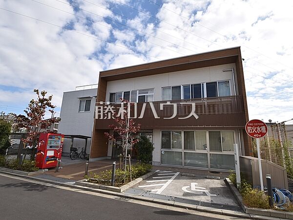 こまっこ児童館 (610m)