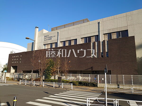 そよかぜ保育園 (370m)