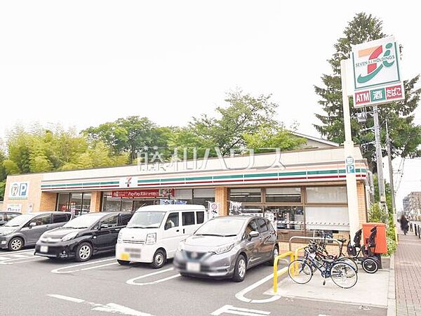 セブン-イレブン 練馬中村かしわ公園前店 (610m)