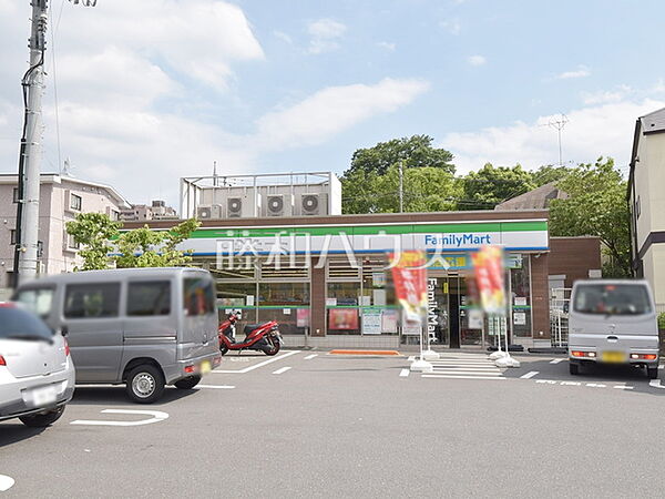 ファミリーマート 永福一丁目店 (910m)