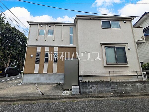 外観　【日野市神明4丁目】 来客時にも便利な駐車2台可能（車種による）