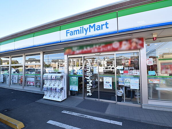 ファミリーマート 小金井前原店 (630m)