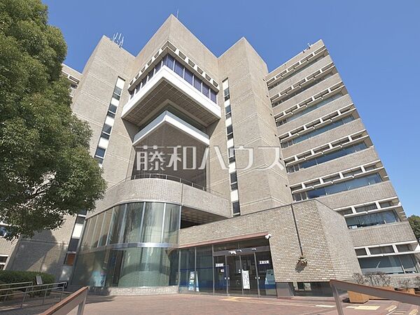 武蔵野市役所 (620m)