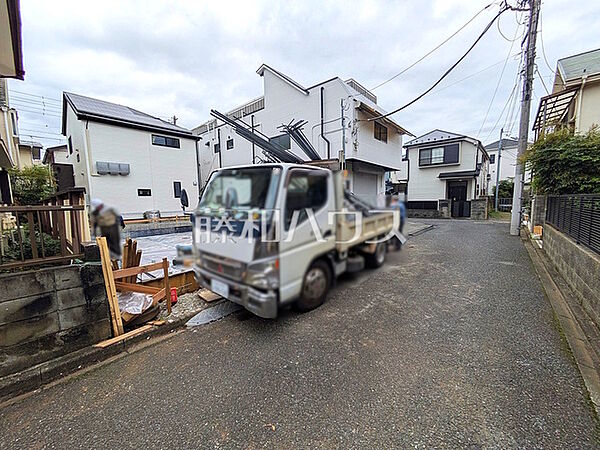 接道状況および現場風景　【西東京市芝久保町4丁目】