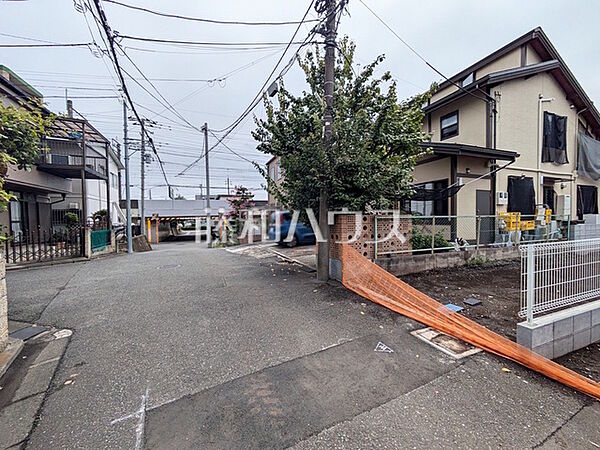 接道状況および現場風景　【国分寺市西恋ヶ窪3丁目】