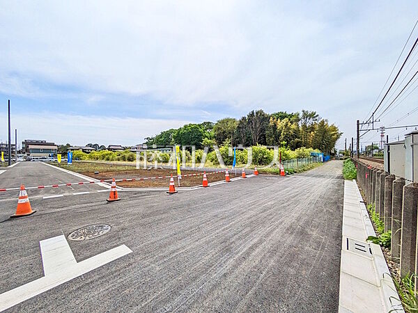 接道状況および現場風景　【小平市小川町1丁目】