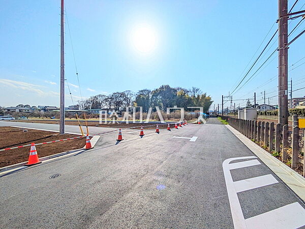 接道状況および現場風景　【小平市小川町1丁目】