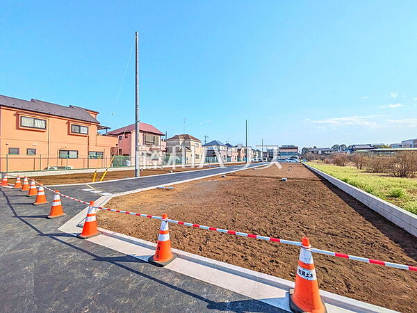 接道状況および現場風景　【小平市小川町1丁目】