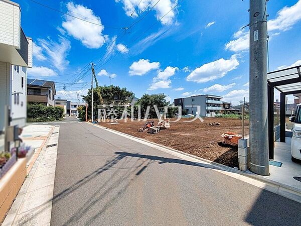 接道状況および現場風景　【所沢市上新井2丁目】