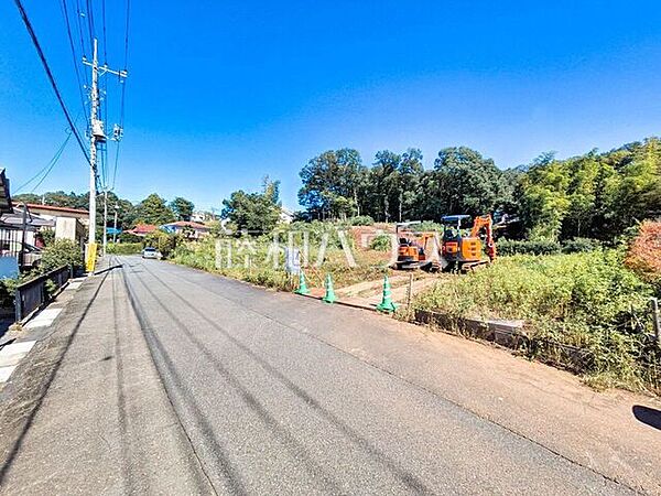 接道状況および現場風景　【東大和市奈良橋1丁目】住まいの事なら地元で豊富な実績を誇る、当社へお任せ下さい！