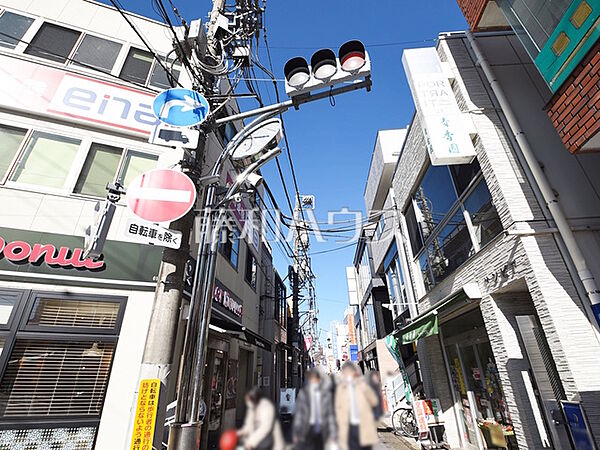 ハーモニータウン仙川 (930m)