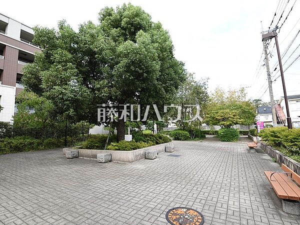 武蔵野市立東町くすのき公園 (780m)