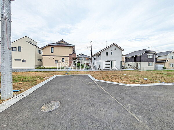 接道状況および現場風景　【小平市小川町2丁目】