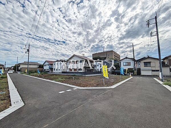 接道状況および現場風景　【小平市小川町2丁目】