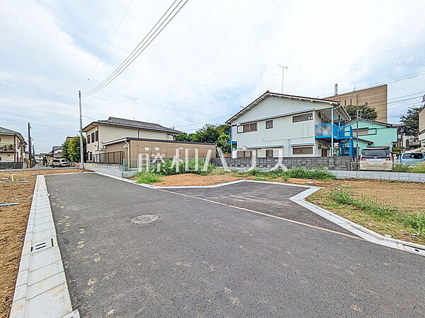 接道状況および現場風景　【小平市小川町2丁目】