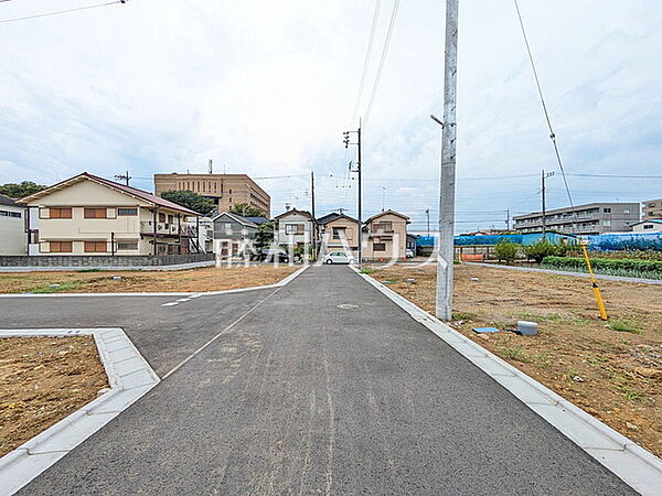 接道状況および現場風景　【小平市小川町2丁目】