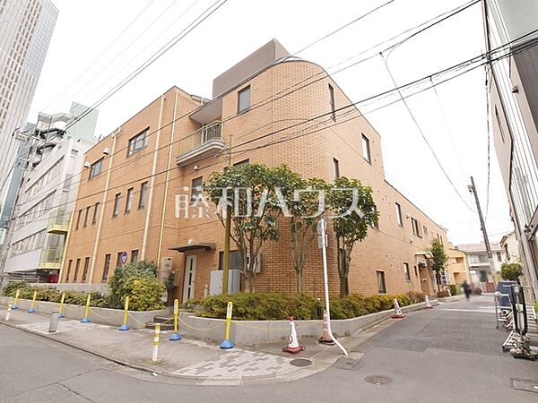 中野たから幼稚園 (990m)